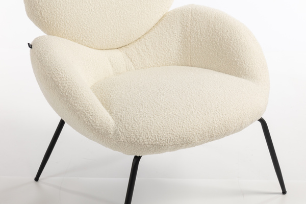 HR2045 Scaun Crem Boucle cu Bază Neagră